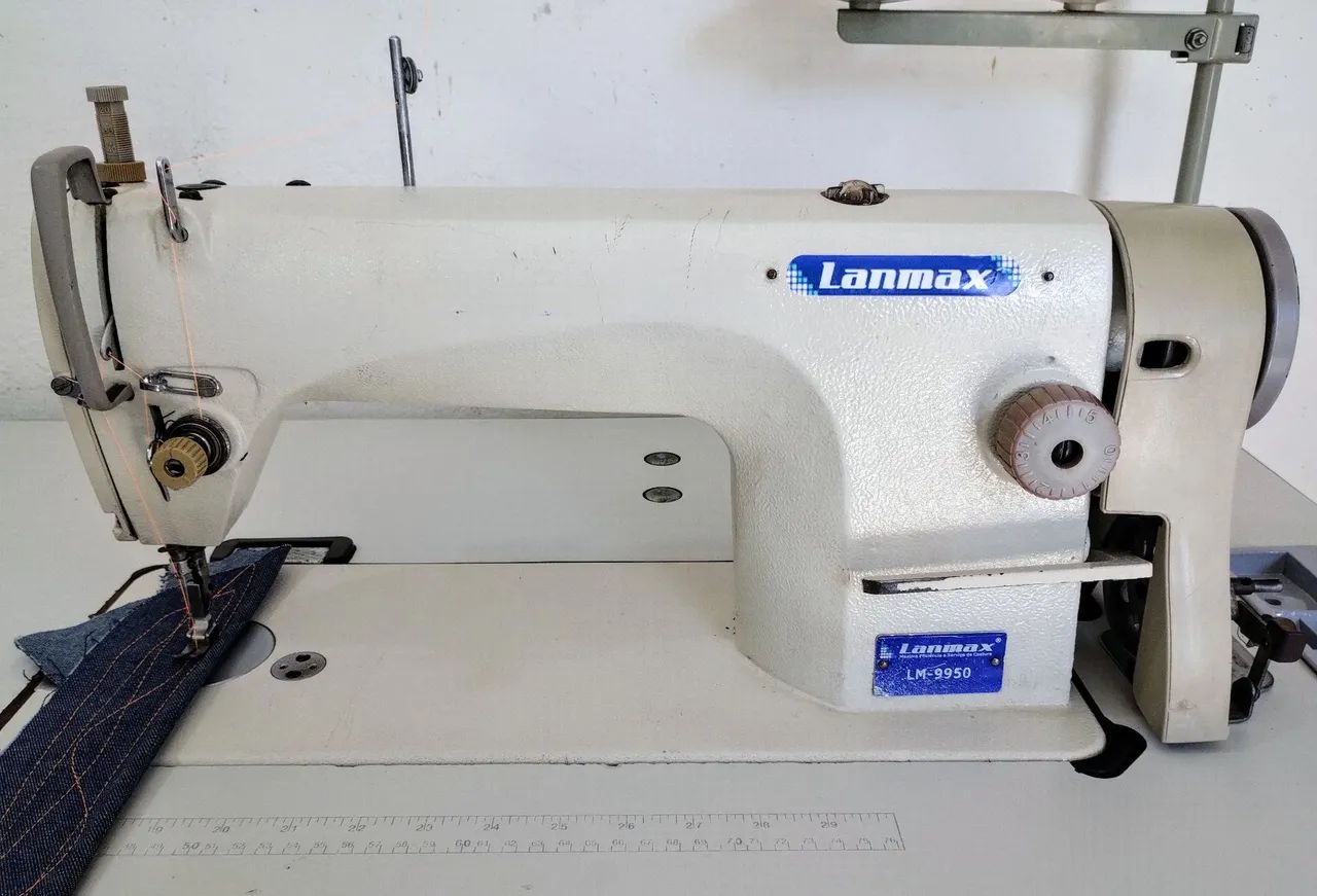 Vendo uma Máquina de Costura Industrial Lanmax  - Foto 4