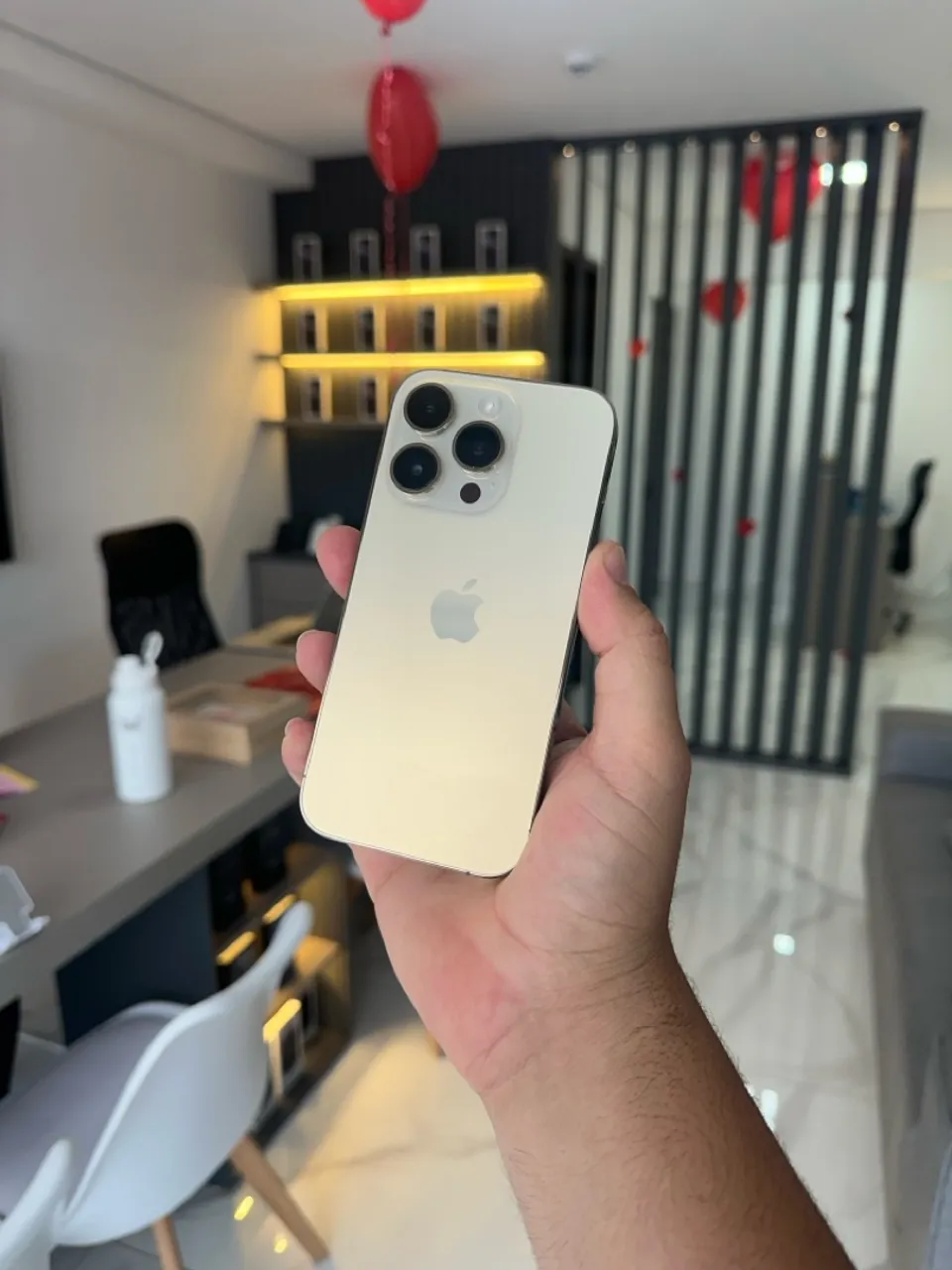 iPhone 14 pro 128 gigas semi novos 