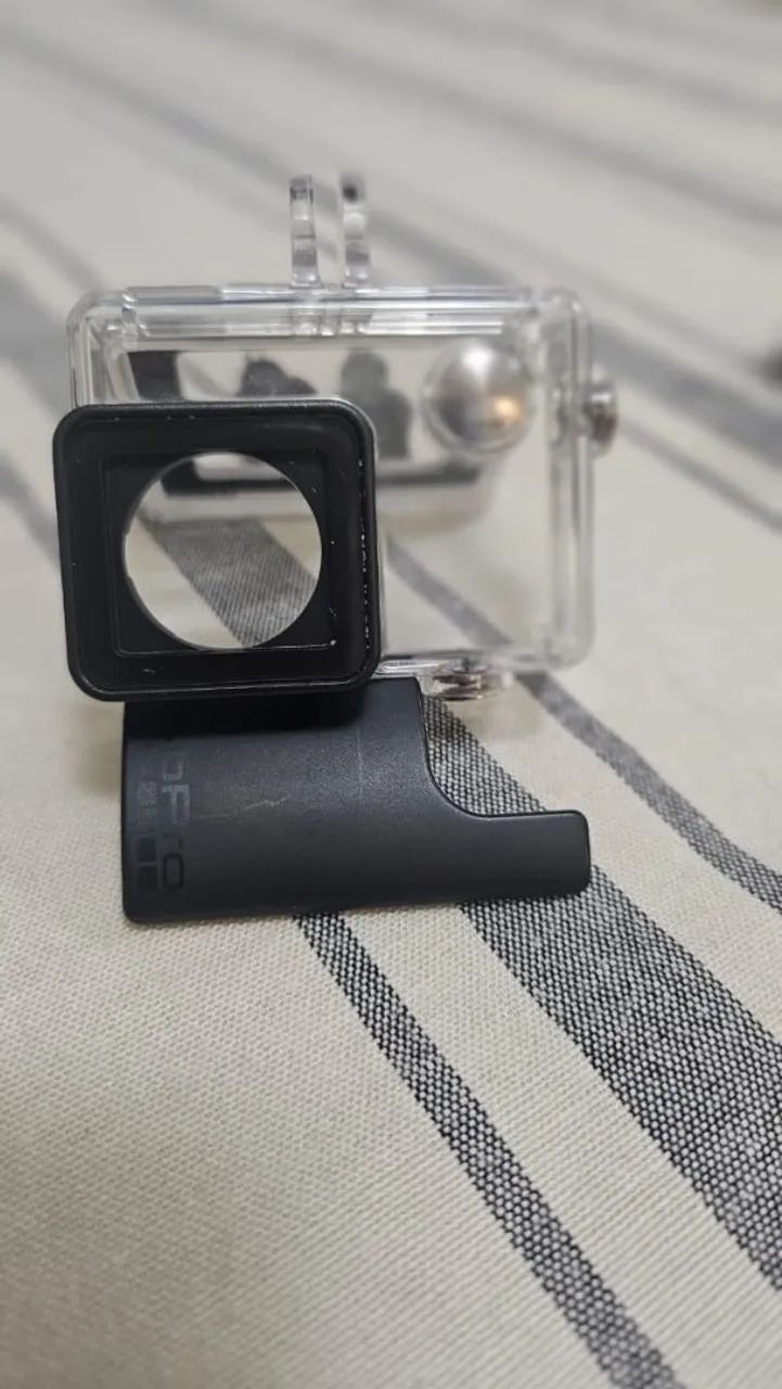 VENDO CAMERA GOPRO HERO 4 COM ACESSÓRIOS  - Foto 5