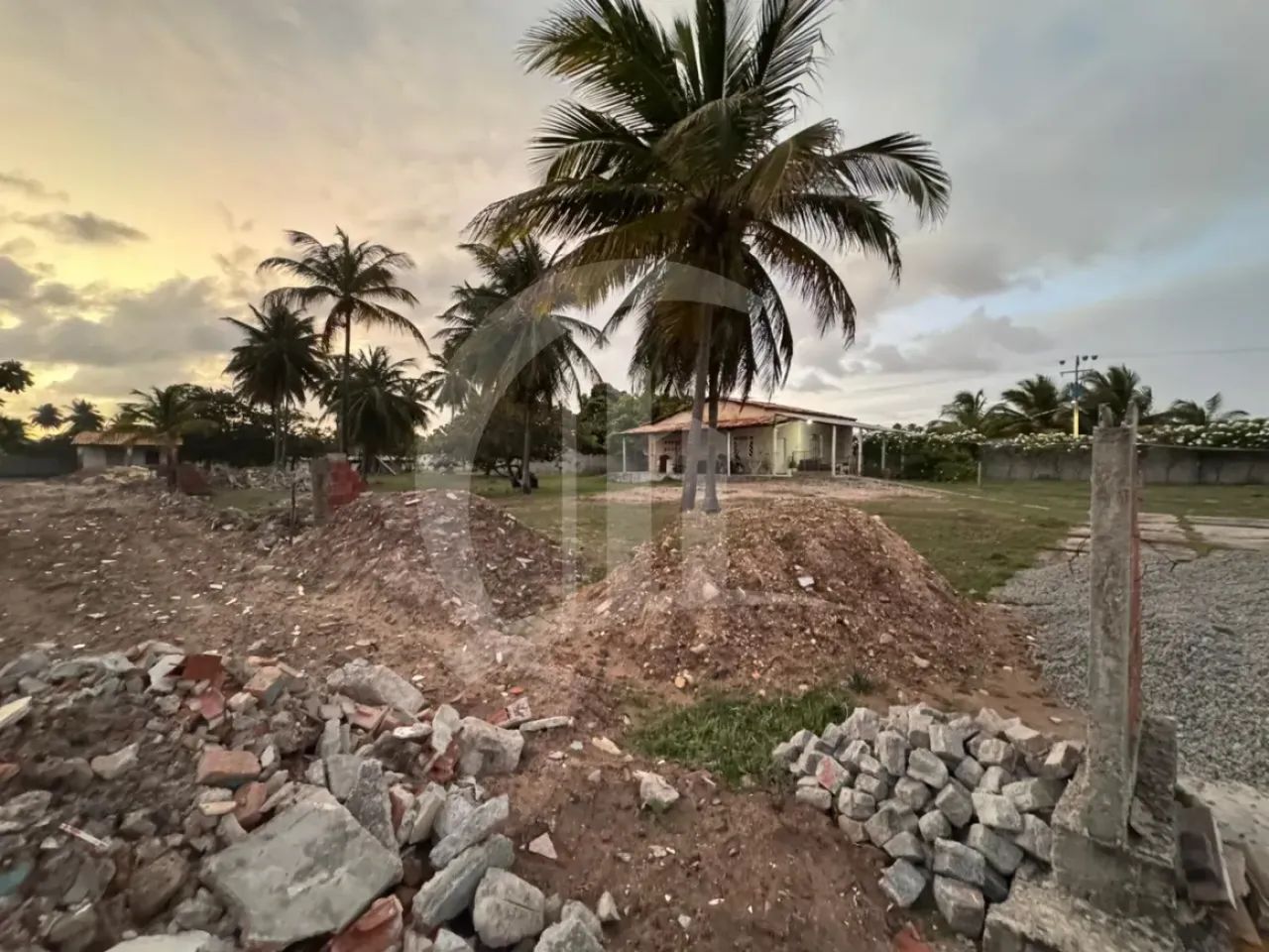 Lote à Venda 380m² Posição Leste/Norte - Foto 5