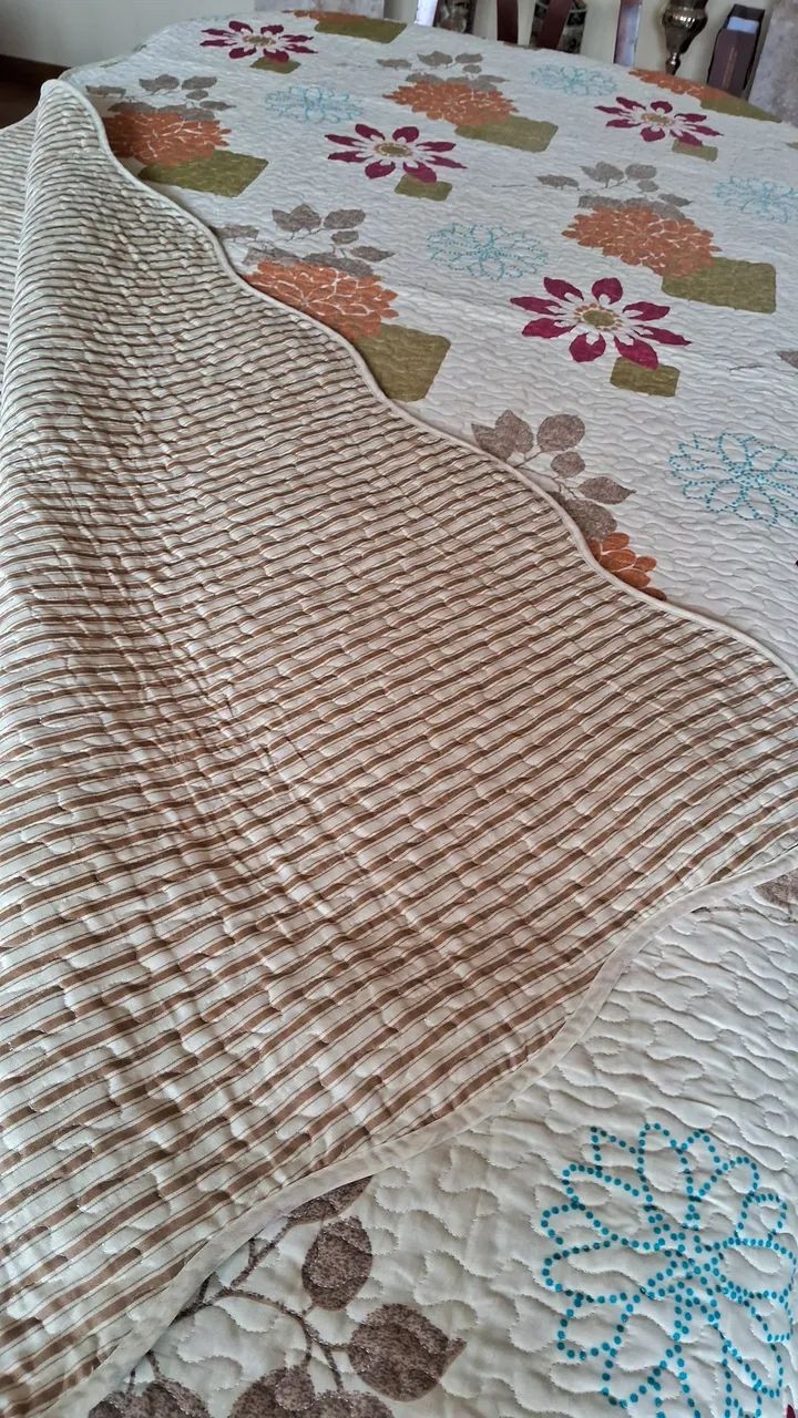 Colcha em matelasse dupla face- cama de casal - Foto 2