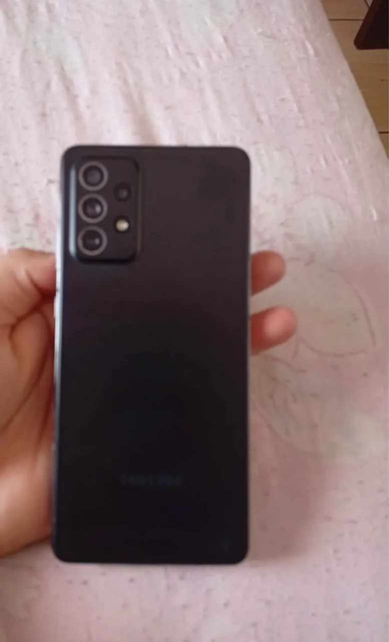 Vendo Samsung a72 128gb e 6 de memória ram único detalhe não está funcionando biometria