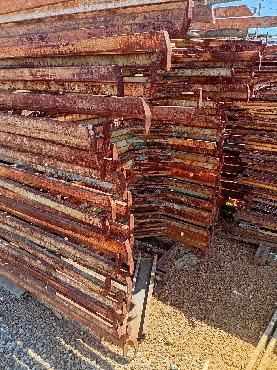 Mesas de andaimes 200x120 para construção em ótimo estado 
