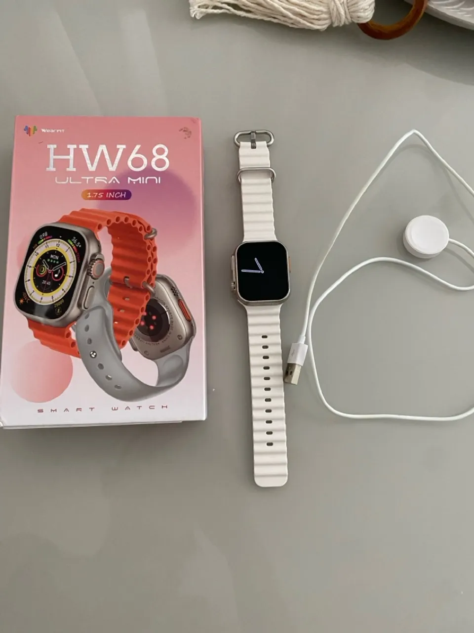 Smartwatch HW68 Ultra Mini - Tela 1.75 Polegadas