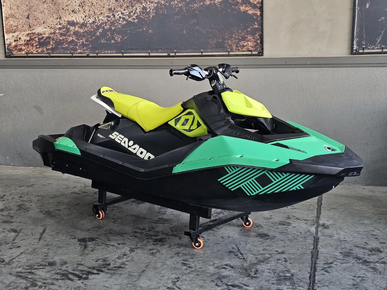 JET SKI SPARK TRIXX ANO 2021 MUITO NOVO