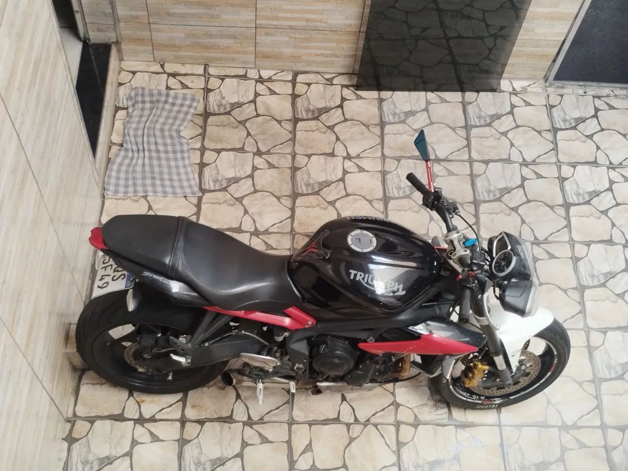 Street triple 675 aceita troca  - Foto 4