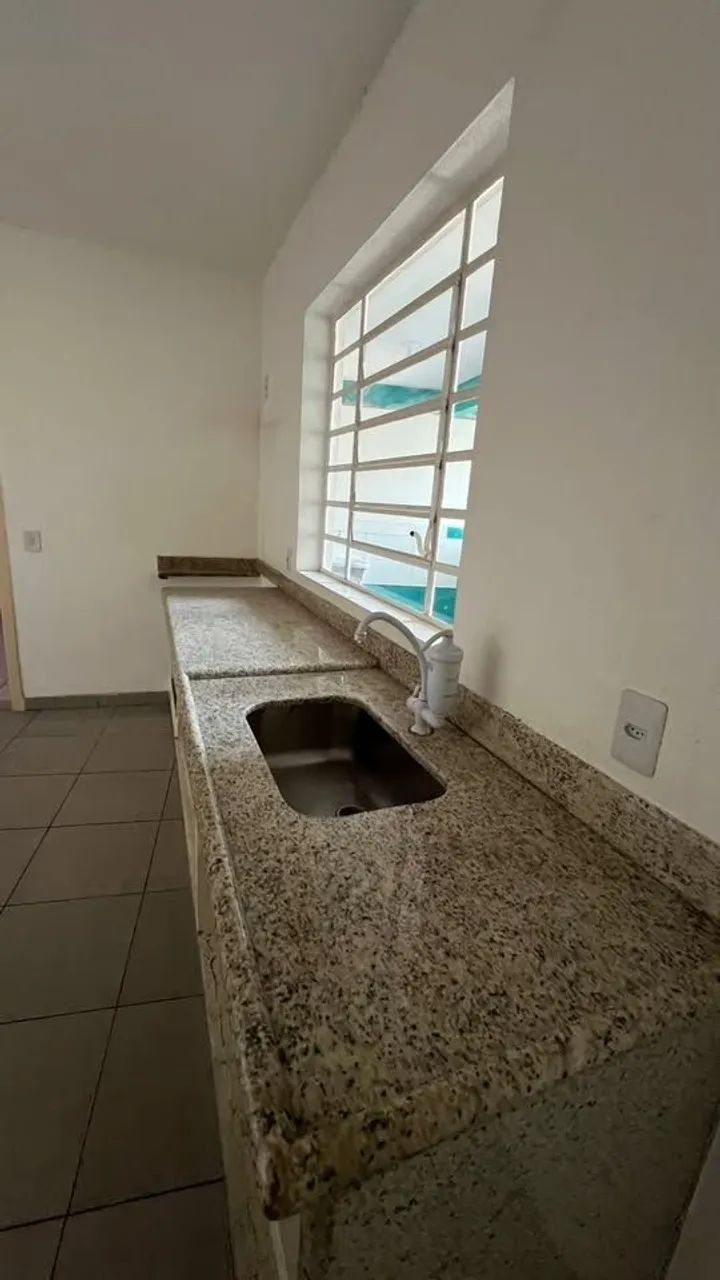 " Aluga-se Casa 2 quartos - Taboão da Serra  - Foto 2