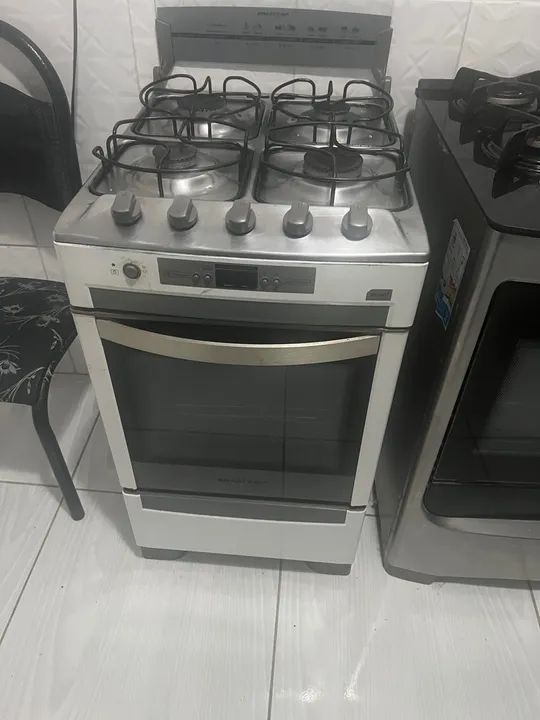 Fogão 4 Bocas com Forno - Usado