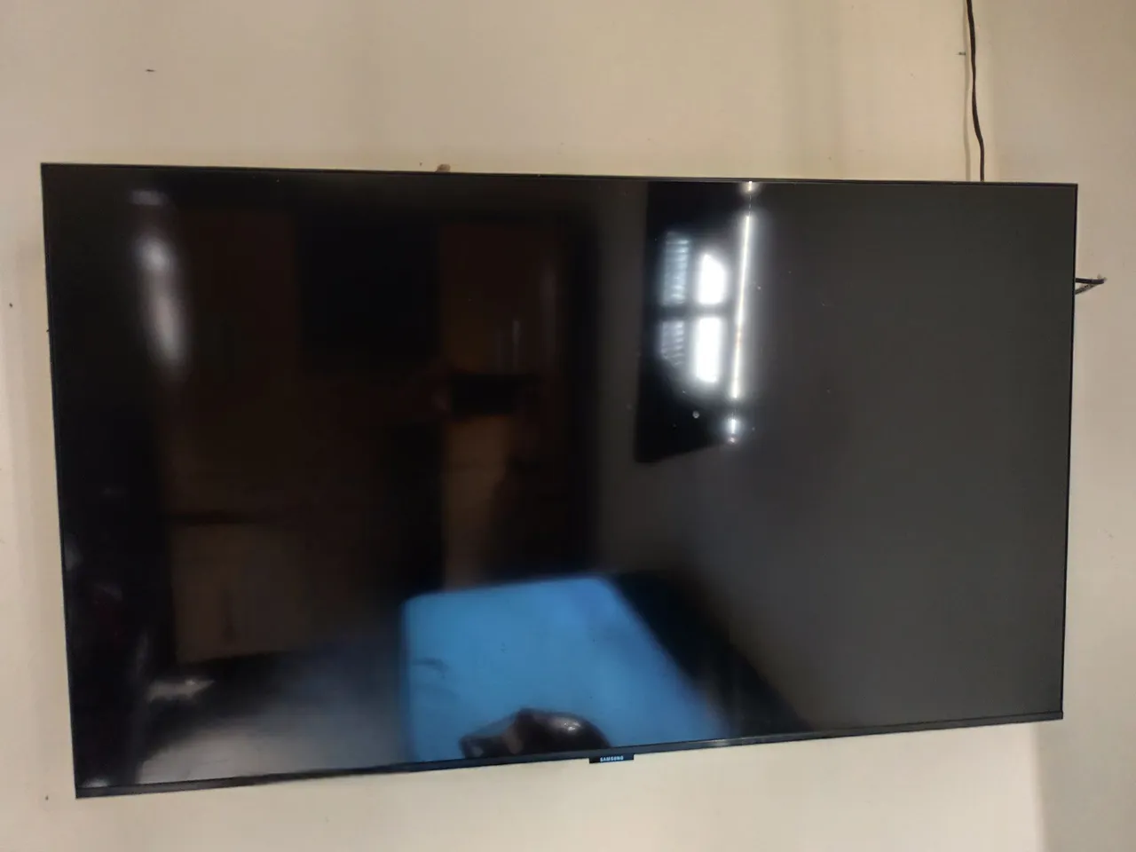 Samsung Smart TV 43 UHD 4K 43CU7700 (2023) - Ótimo Estado!