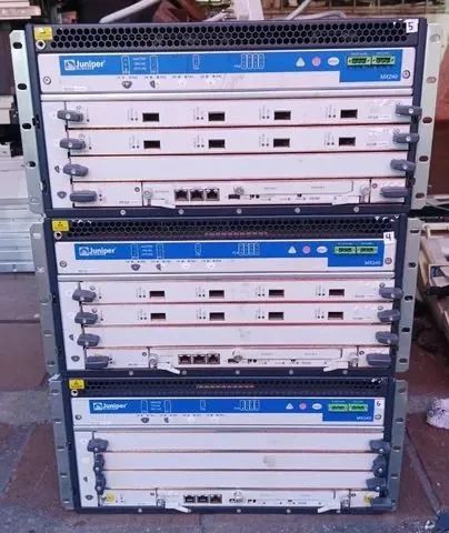 chassi Plataforma de roteamento universal Juniper MX240