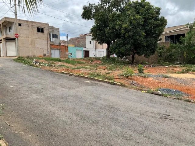 Lote de Esquina - Bairro Maracanã - Foto 3