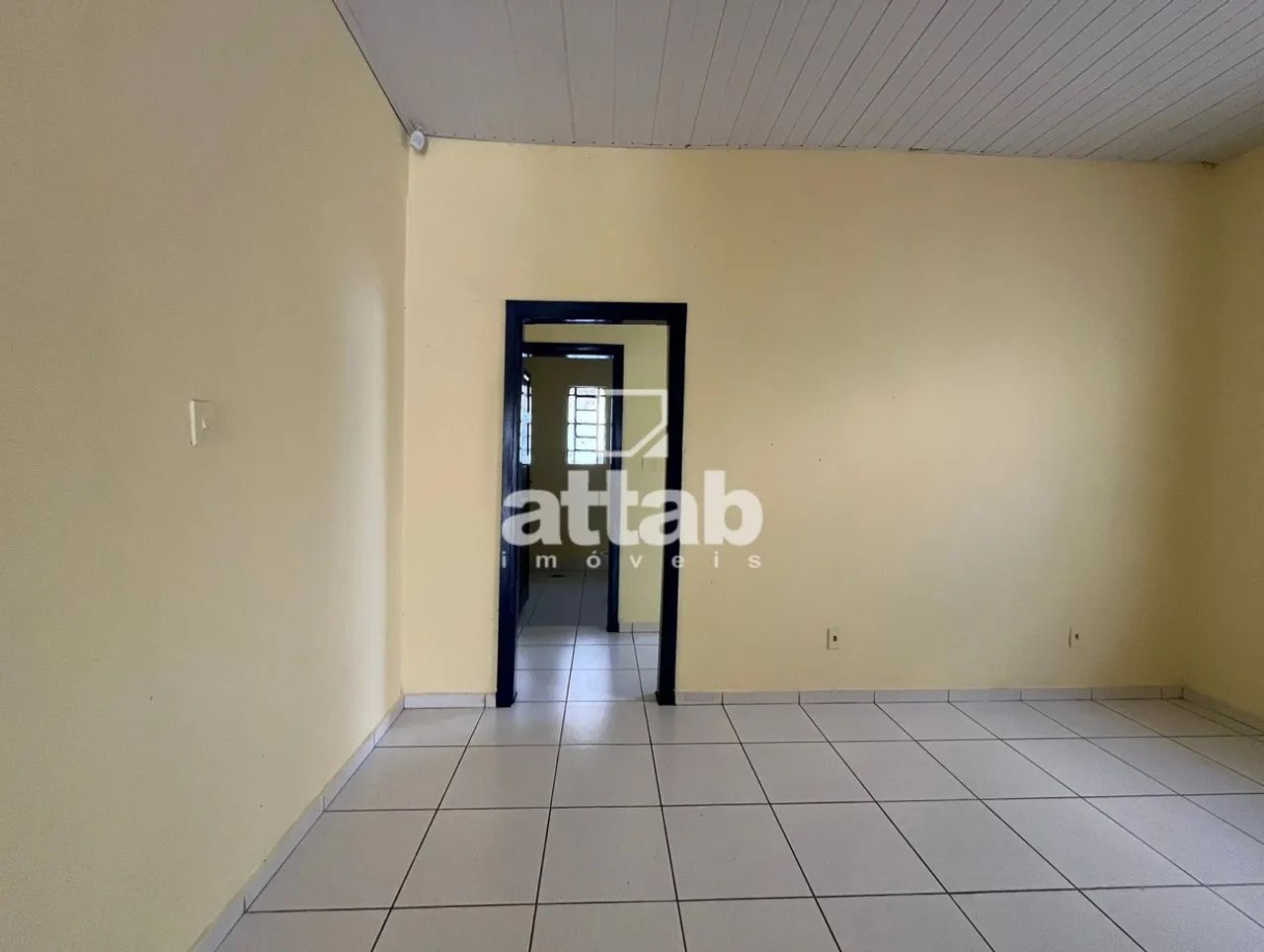 Ponto comercial/Loja/Box para aluguel tem 92 metros quadrados - Foto 4