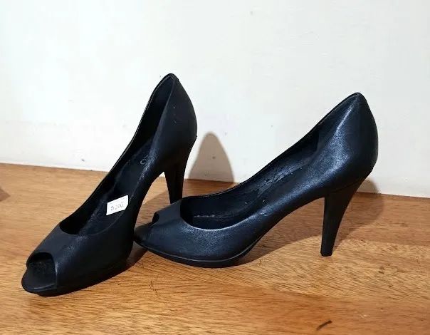 Sapato Salto Alto n°39 (novo)