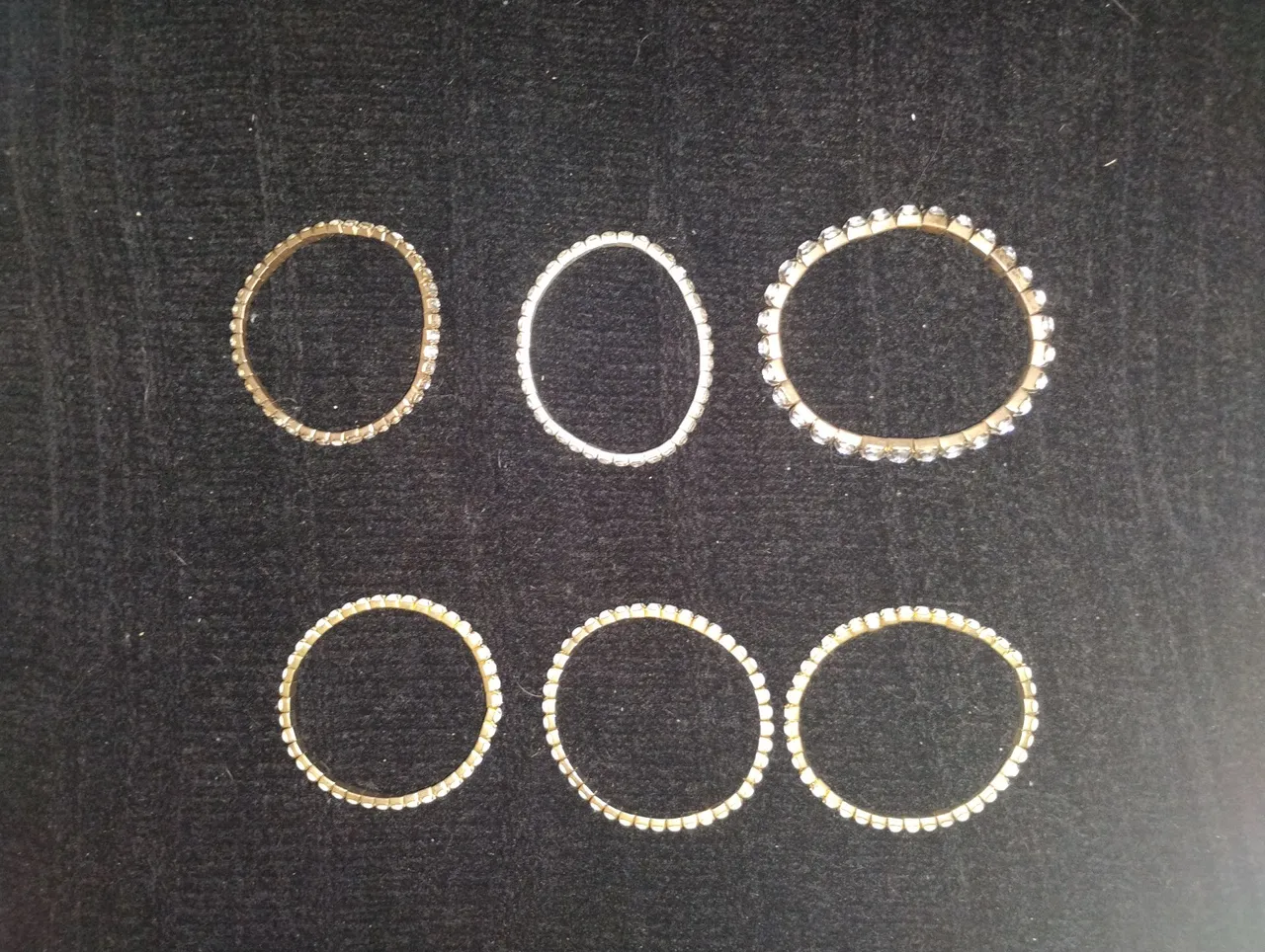 Kit com 6 pulseiras brilhantes