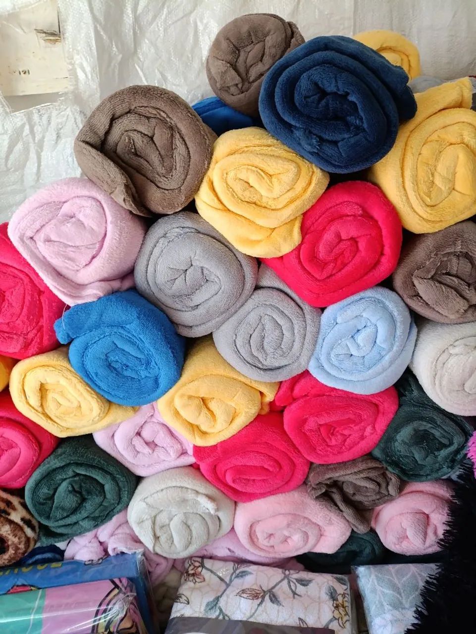 Cobertores de diversas estampas e cores - Foto 2
