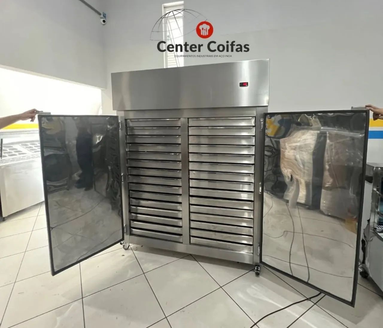 Gaveteiro refrigerado 30 gavetas