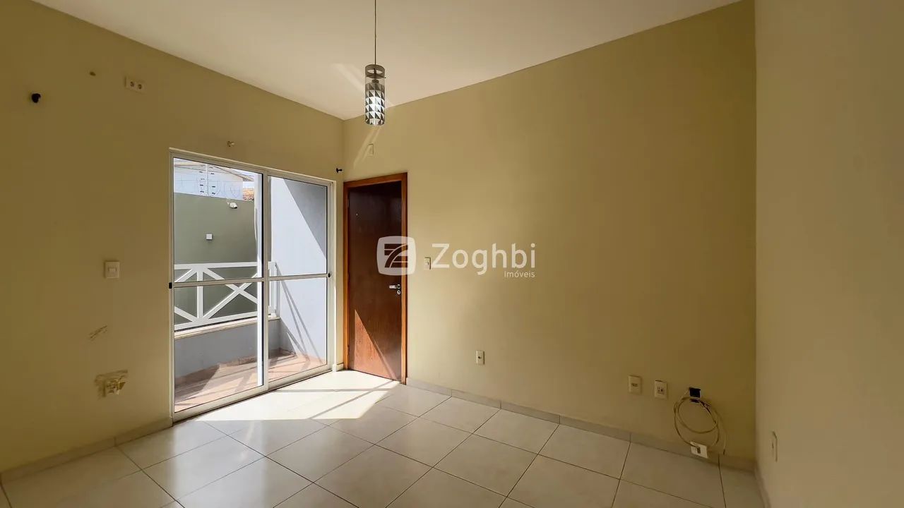 Cond. Sarandi, Apto Térreo, com 3 Qtos sendo 1 suíte e 2 vagas, Excelente localização - Foto 3