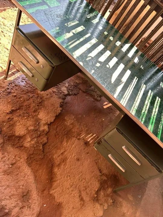 Mesa de Escritório Vintage com Tampo Verde - Foto 4