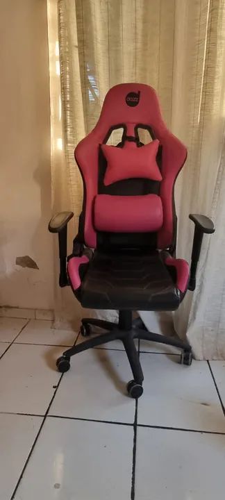 Cadeira Gamer Dazz 625170 Serie M Com Apoio de Braço - Preto/Rosa