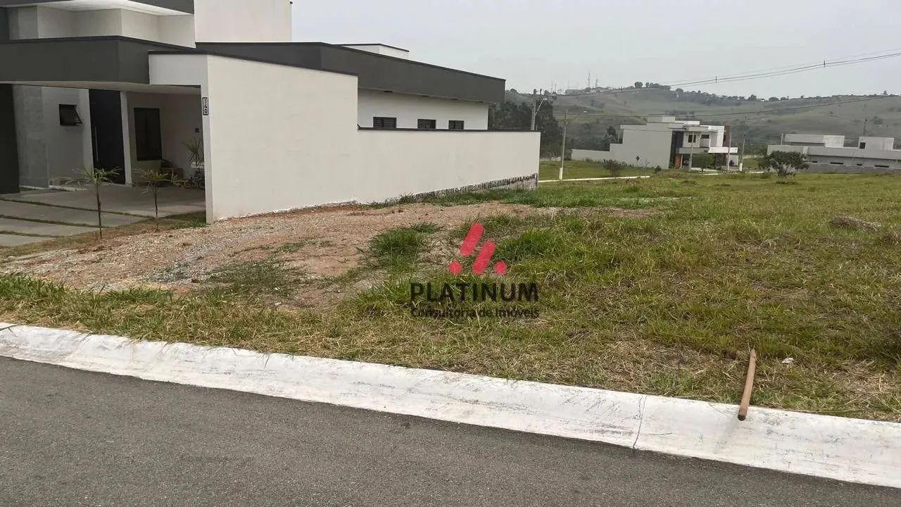 TERRENO Á VENDA EM TAUBATÉ !