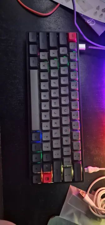 Teclado Mecânico 60% RGB com Software Avançado - Preto - Foto 4