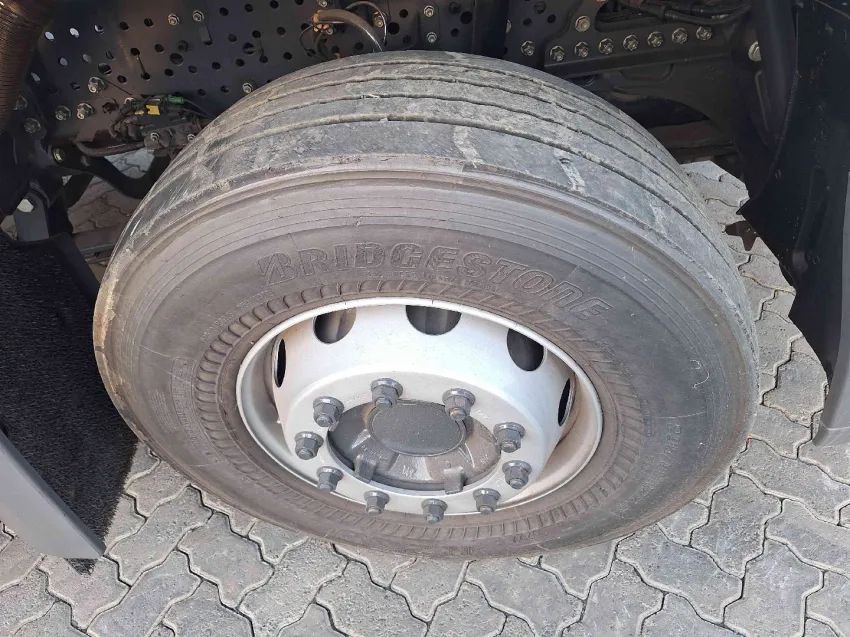 Mercedes-Benz Actros 2548 6x2 2022. - Foto 11