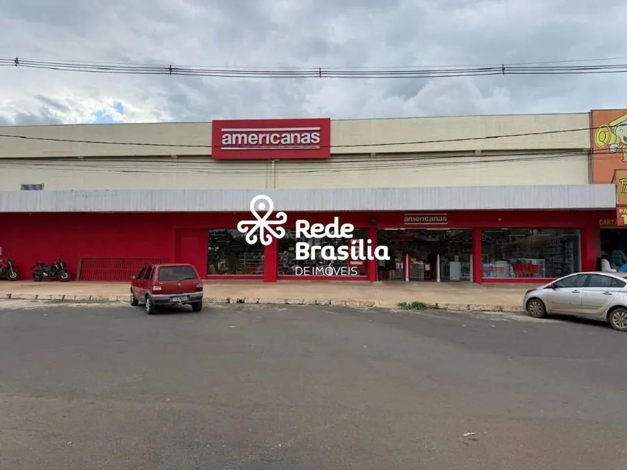 Loja Americanas - Avenida principal do Riacho Fundo II