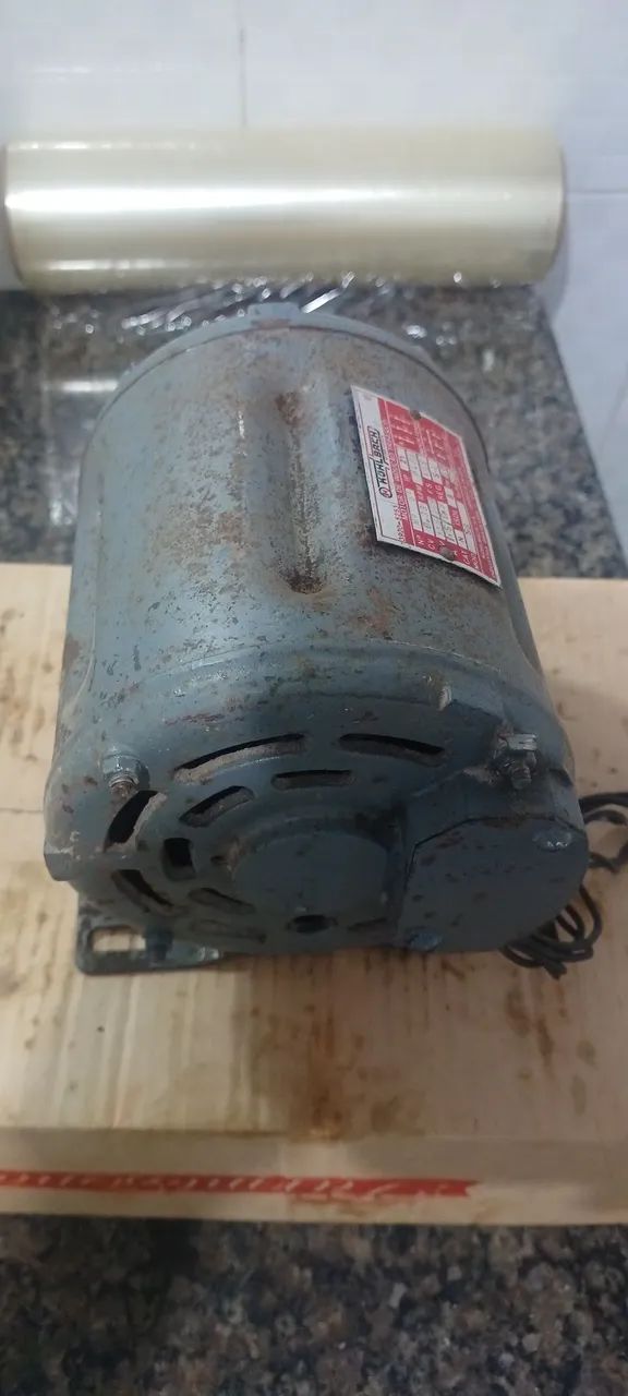 Three-phase motor65192840497667123