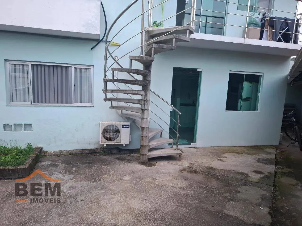 Kitnet com 1 dormitório para alugar, 38 m² por R$ 1.800,00/mês - Centro - Camboriú/SC