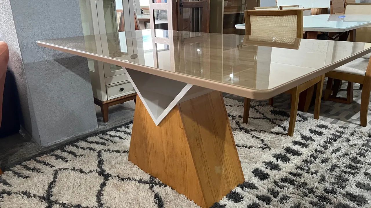 Mesa de jantar nova completa de madeira pronta entrega  - Foto 3