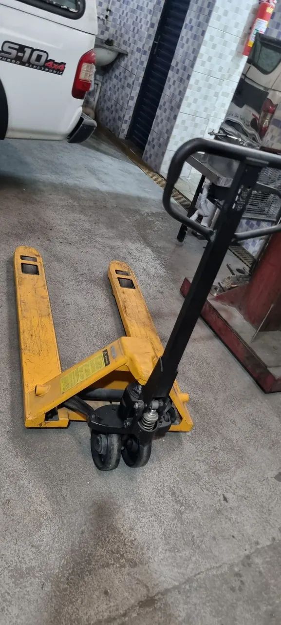 Paleteira dematic 3000kg rodagem dupla revisada ! - Foto 3