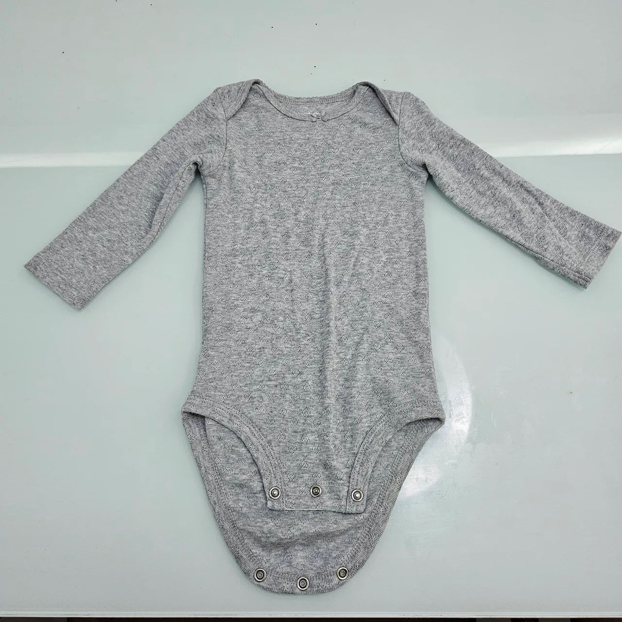 Body manga longa cinza Carter's 12 meses