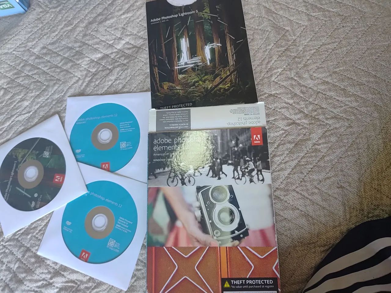 Adobe Photoshop Lightroom 5 e Elements 12 - CD/DVD