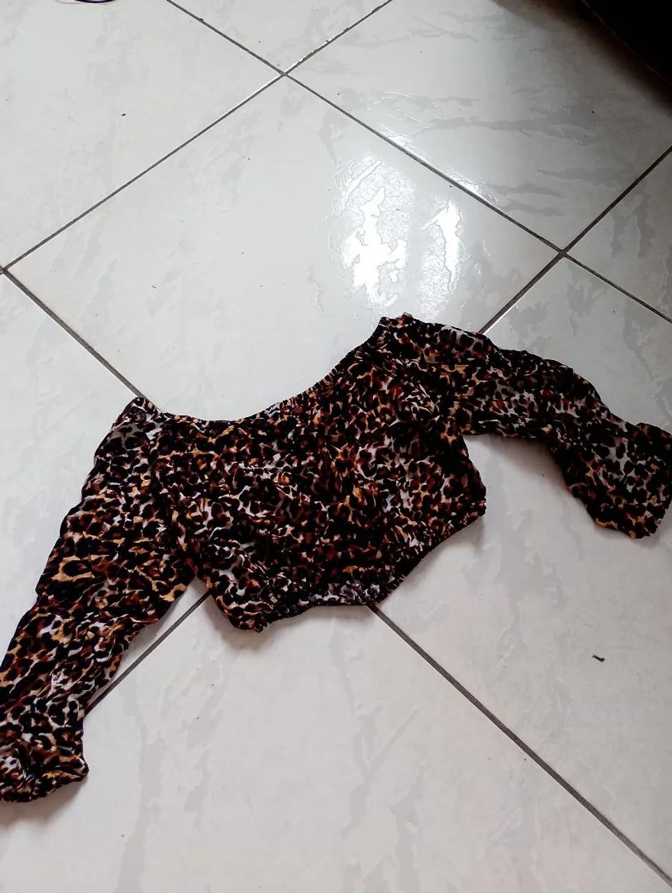 Roupas femininas semi-novas  - Foto 5