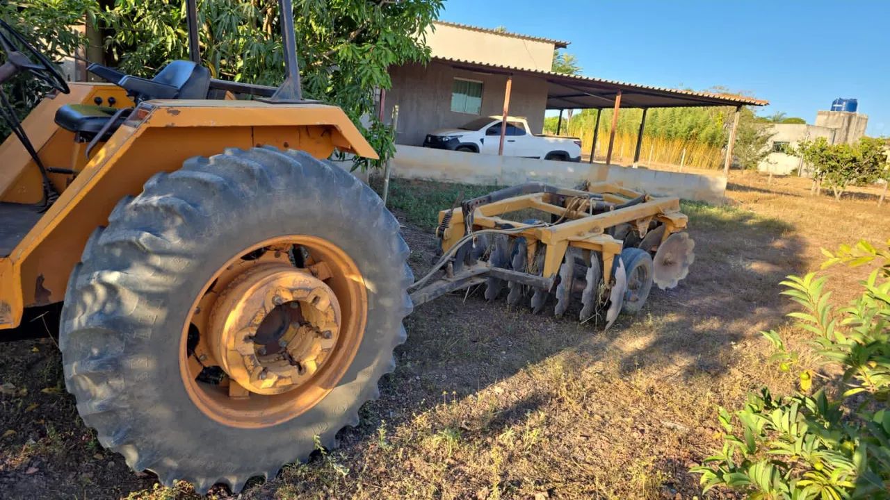 Trator Valmet 985 4x4 Turbo - Foto 4
