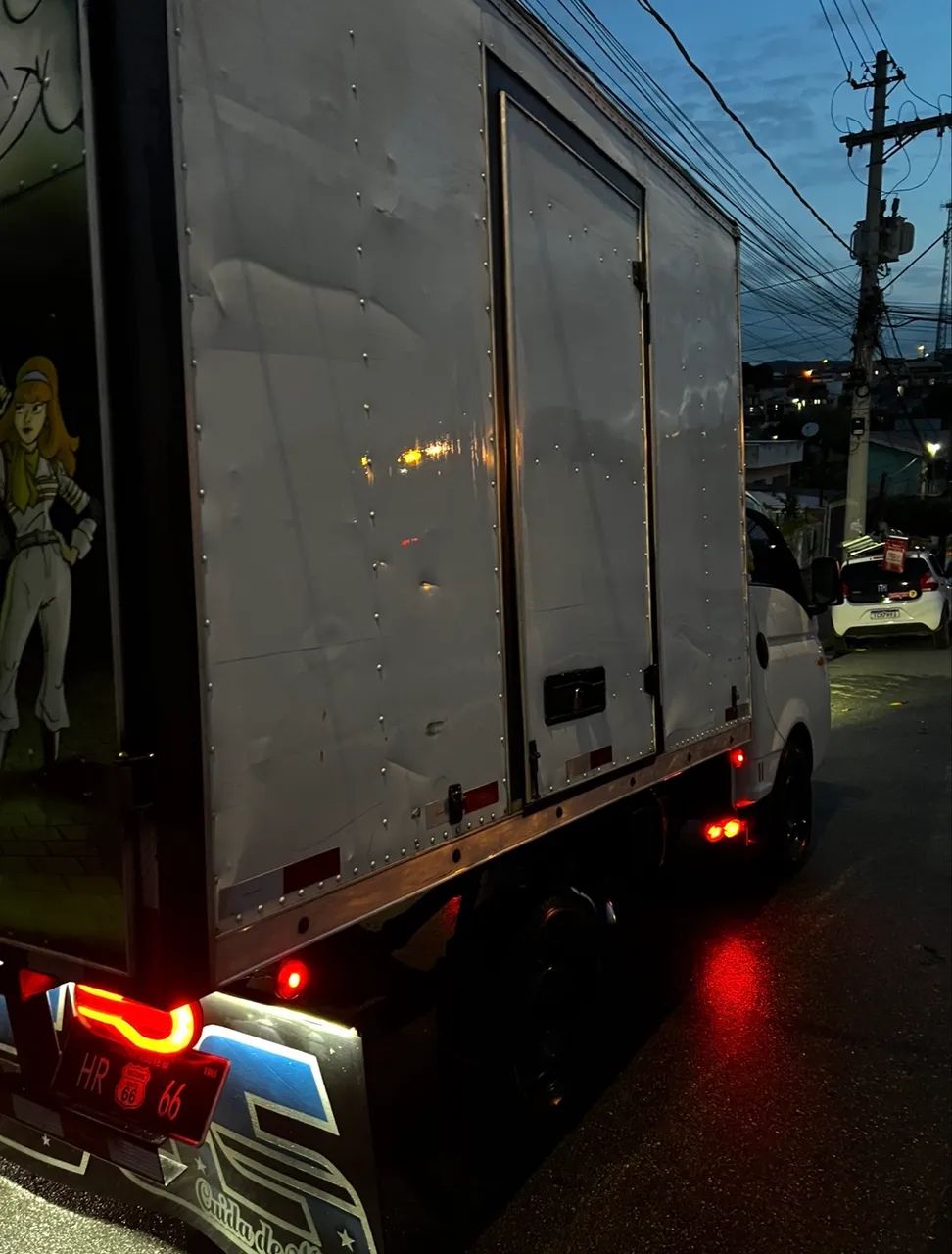 HR Baú 2011 revisada, pneus bons e pronta para trabalhar. Oportunidade! - Foto 2