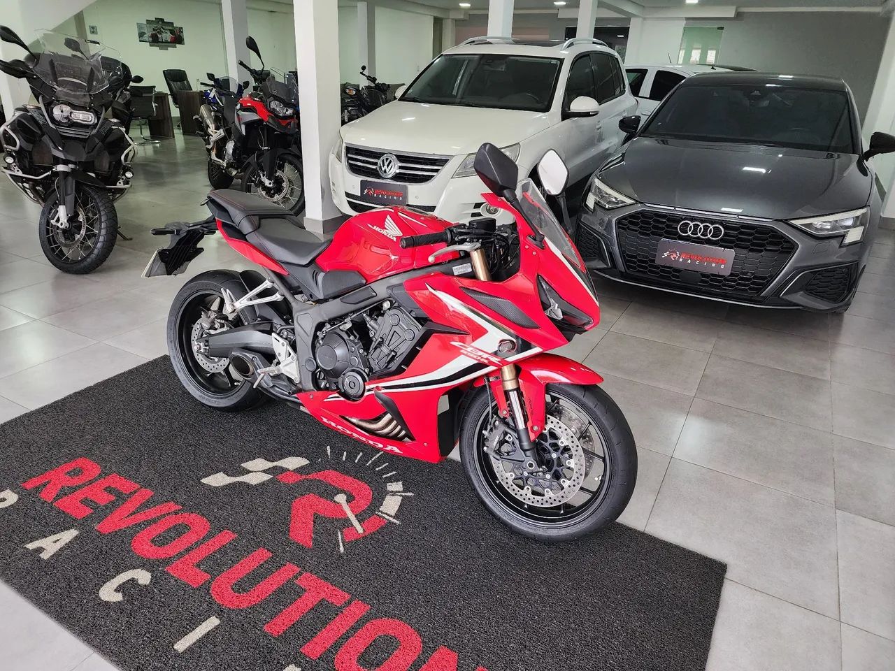 Honda CBR650R Abs 2021 Apenas 5.099 Km  - Foto 2