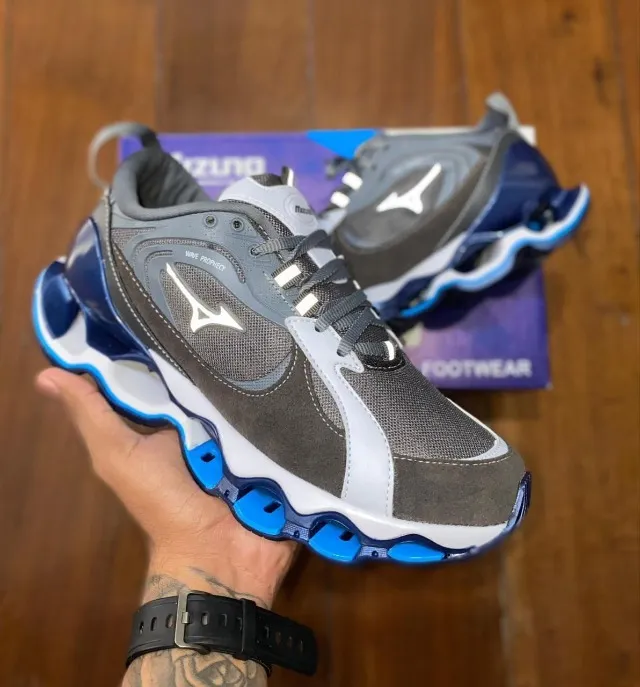 Tênis Mizuno WAVE BETA 2