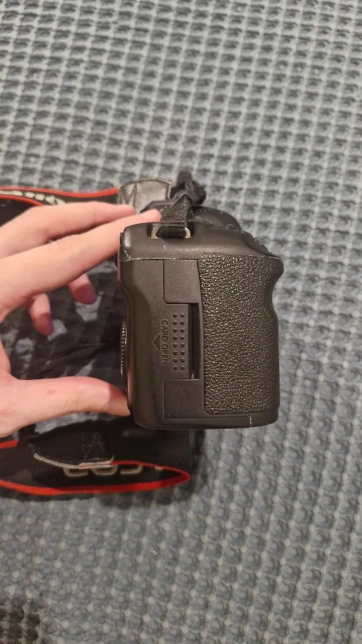 Camera Canon 5D Mk II64292686009346124