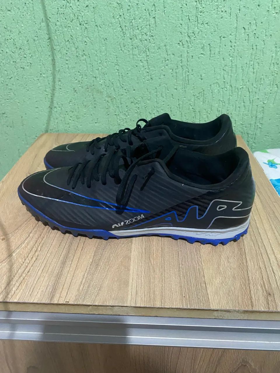 Vendo Chuteira Nike ZooM Mercurial Society 42 - Foto 2