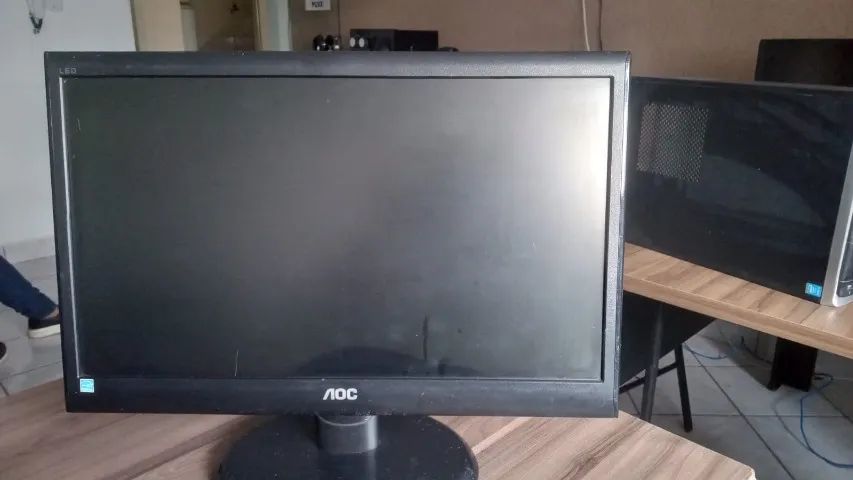 Monitor Aoc 18,5 Polegadas Widescreen E950sw Led Lcd Com Nf (COM DETALHES) - Foto 3