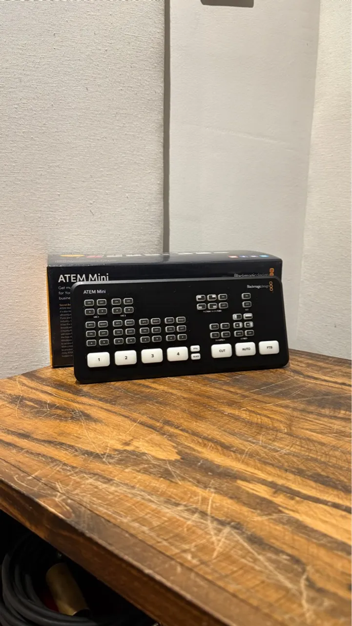 Mesa de corte ATEM Mini Black Magic