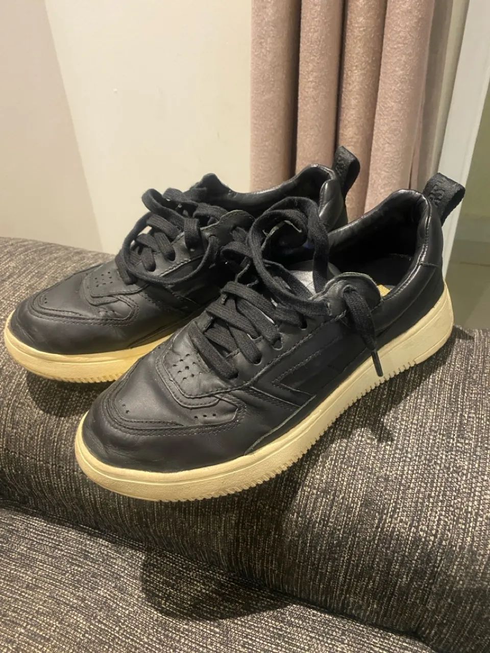 Tênis reserva hero Preto. 