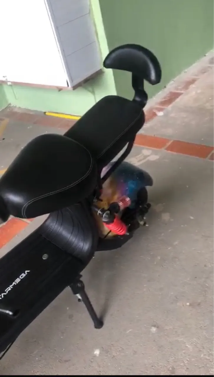 Scooter elétrica