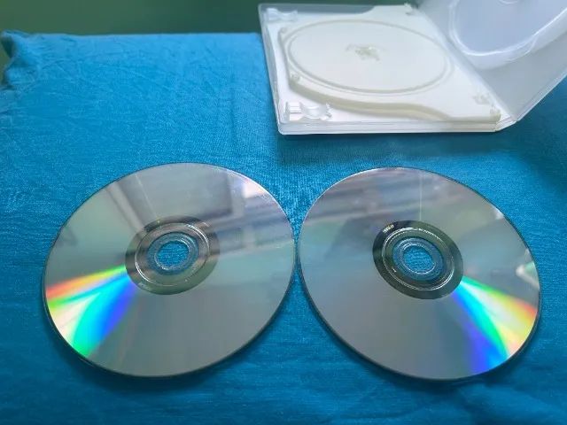 DVD DUPLO  DO FILME OS OUTROS  - Foto 5