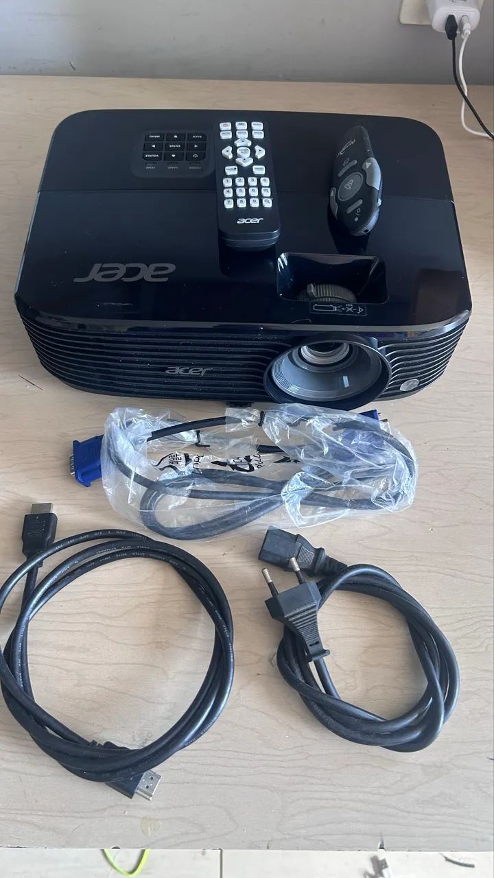 Projetor Acer Essential X1123H 3600lm preto