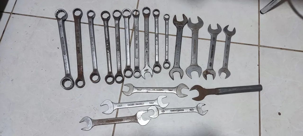 Various keys64307160044929123