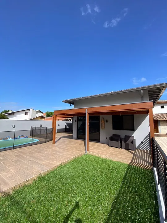 Casa em Condomínio à venda em Florianópolis