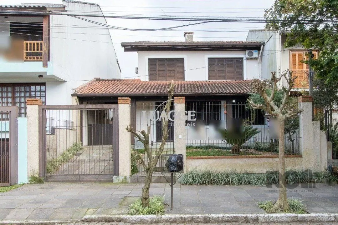 Casa para Venda - 200m², 3 dormitórios, sendo 1 suites, 3 vagas - Jardim Verde