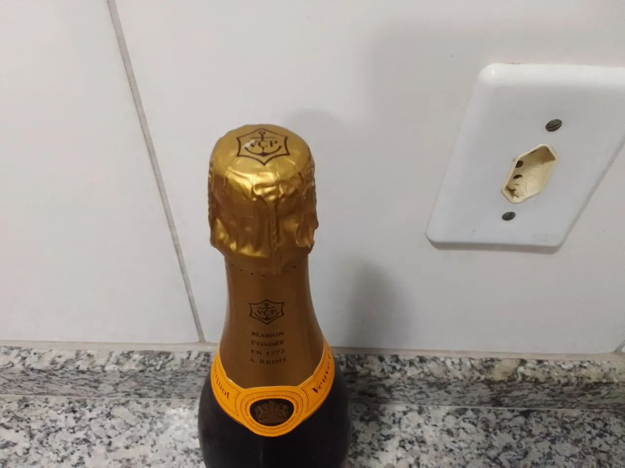 Veuve Clicquot Brut - Champagne Gelado.  - Foto 3